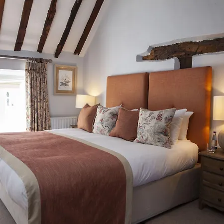 The Angel Inn, Petworth-3