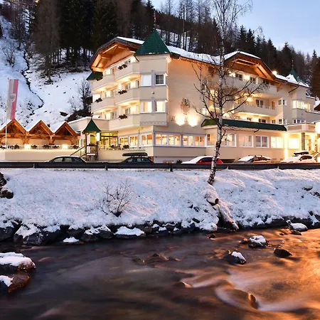 Hotel Höllroah-2