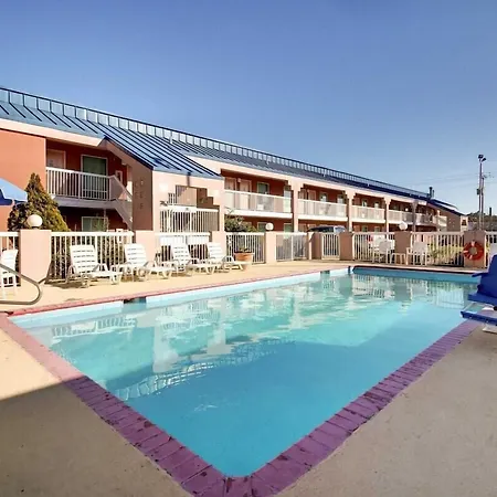 Quality Inn Brookhaven-3