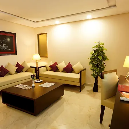 Ramada By Wyndham Lahore Gulberg II-2