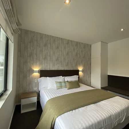 Grand Suites Murchison-2