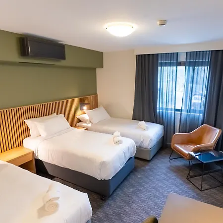 Mill Hotel Milperra Panania-3