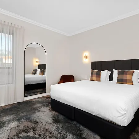 St Hugh Hotel Wagga Wagga-2