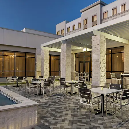 Embassy Suites By Hilton Round Rock-2