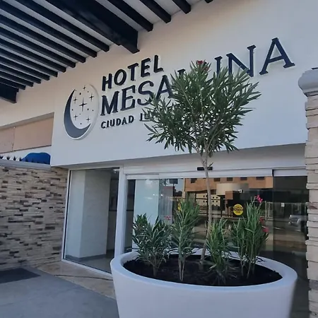 Hotel Mesaluna Short & Long Stay-3
