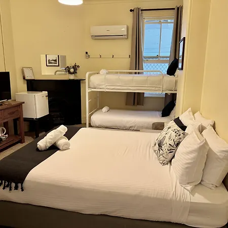 The Commercial Hotel Wallerawang-2