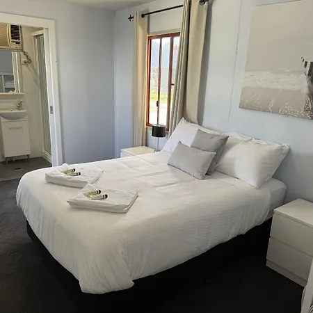 The Commercial Hotel Wallerawang-3