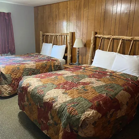 Celebrity Inn-2