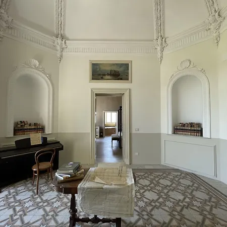 Palazzo Donna Elisabetta-2