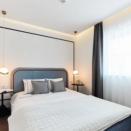 The Amberlyn Suite Hotel-3