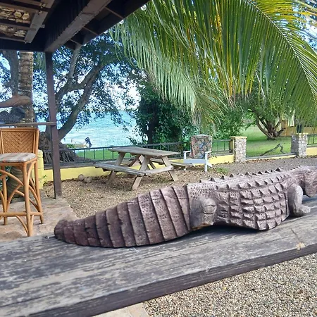 Crooкed Tree Lodge Belize-3