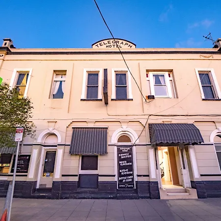 Telegraph Hotel Numurkah-2
