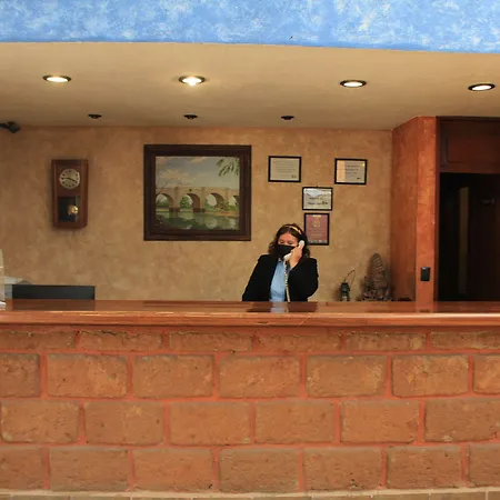 Hotel Meson del Puente-3