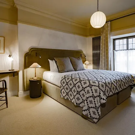 The Royal George-3