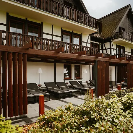 Waldhotel Kreuztanne-3