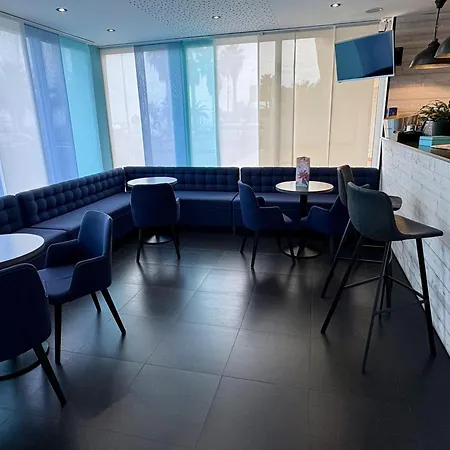 Best Western Plus Hotel Canet-Plage-3