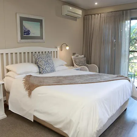 Blue Lagoon Hotel And Conference Centre-2