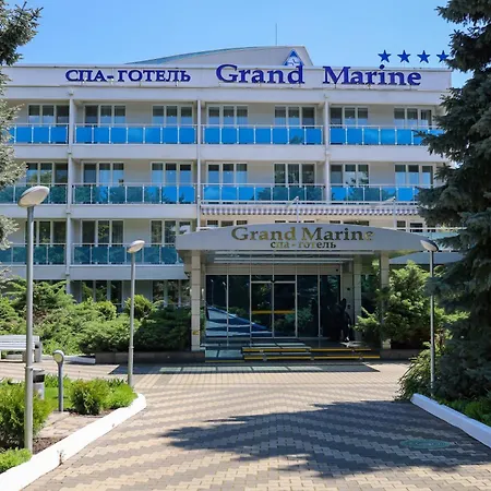 Grand-Marine Hotel & Spa-2