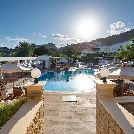 Crithoni'S Paradise Hotel-3
