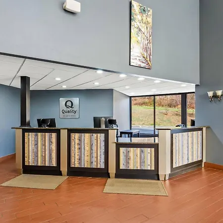 Quality Inn Hillsville-3