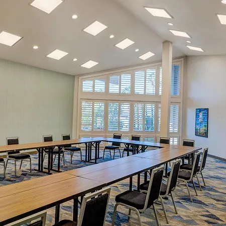 Doubletree By Hilton Campbell - Pruneyard Plaza-2