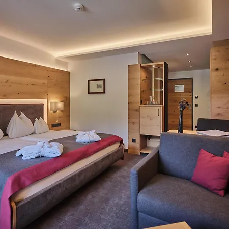 Sporthotel Wagrain-3