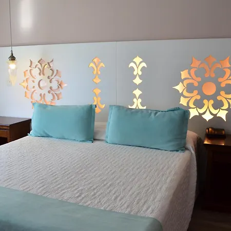 Howard Johnson Pilar Resort Spa & Convention Center-2