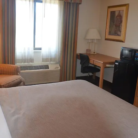 Quality Inn Perrysburg - Toledo South-2