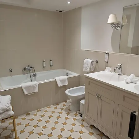 Les Hauts De Loire Relais & Chateaux-3