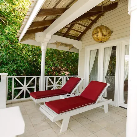 Almond Beach Resort At Jaguar Reef-2