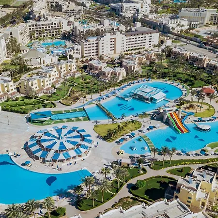 Royal Lagoons Resort & Aqua Park Families And Couples Only-2