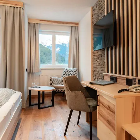 Wohlfuehlhotel Berg Heil-3