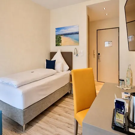 Bernsteinsee Hotel And Ferien By Palette Resorts-2