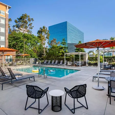 Cambria Hotel Lax-2
