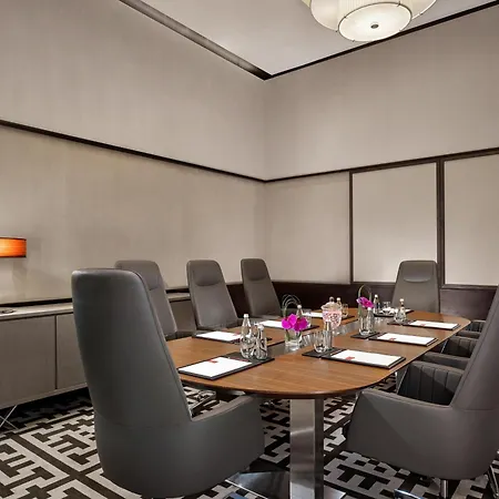 Grand Hyatt Abu Dhabi Hotel & Residences Emirates Pearl-2