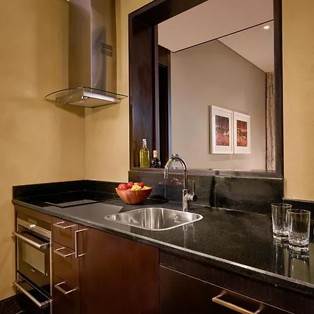 Grand Hyatt Abu Dhabi Hotel & Residences Emirates Pearl-3