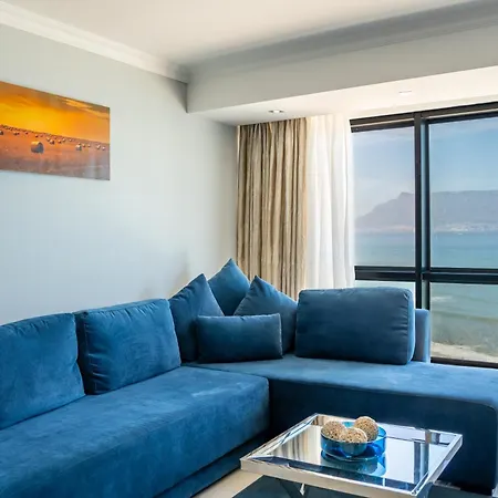 Blaauwberg Beach Hotel-3