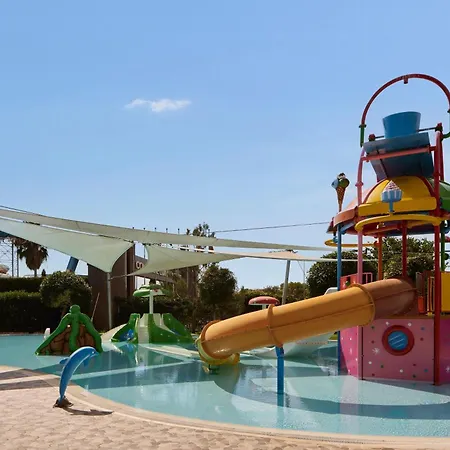 Concorde Luxury Resort & Casino-2