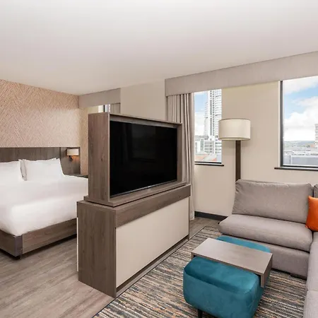 Hyatt House Aparthotel Leeds-3