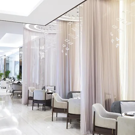 Hilton Bahrain City Centre Hotel & Residences-3