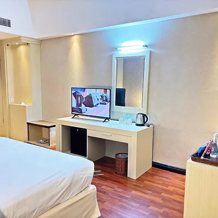 Grand Elite Hotel Pekanbaru-3