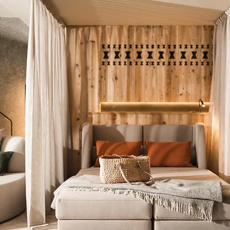 Falkensteiner Hotel Antholz - Adults only-2