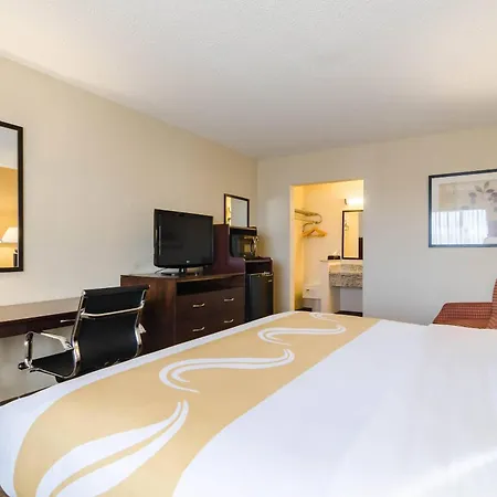 Quality Inn & Suites Ogallala-2