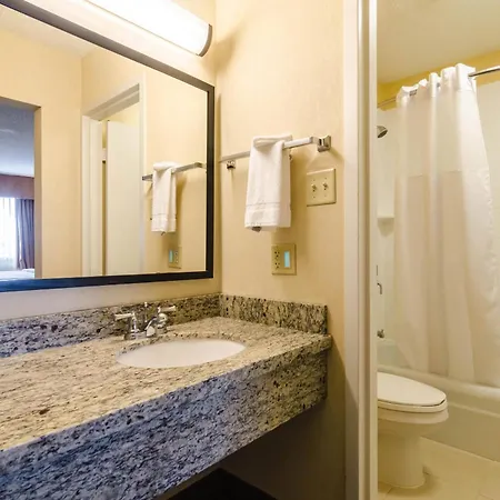 Quality Inn & Suites Ogallala-3
