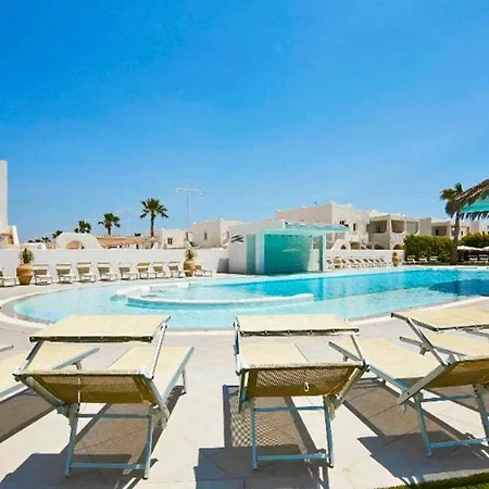 Aura Club Borgo Rio Favara-2