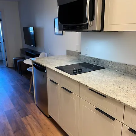 Baymont By Wyndham Fort Mcmurray-2