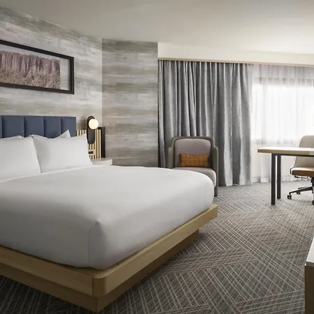 Doubletree By Hilton Fort Lee/George Washington Bridge-3