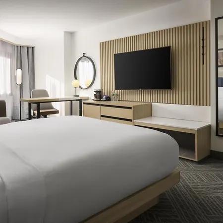 Doubletree By Hilton Fort Lee/George Washington Bridge-2