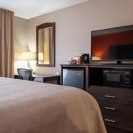 Quality Inn & Suites Fresno Northwest-2