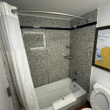 Comfort Inn Conover-Hickory-3